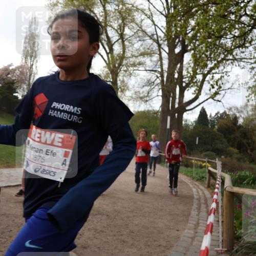 25.04.2026 - Das Zehntel Zöllner http://msf.ph/oto/9581846 25.04.2026 08:41:40 Laufen 1875 meine-sportfotos.de