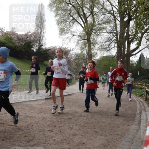 25.04.2026 - Das Zehntel Zöllner http://msf.ph/oto/9581849 25.04.2026 08:41:41 Laufen 117 meine-sportfotos.de