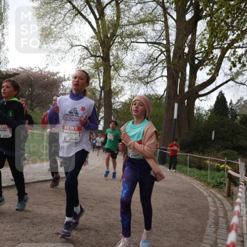 25.04.2026 - Das Zehntel Zöllner http://msf.ph/oto/9581852 25.04.2026 08:41:43 Laufen 1717, 4014, 4 meine-sportfotos.de