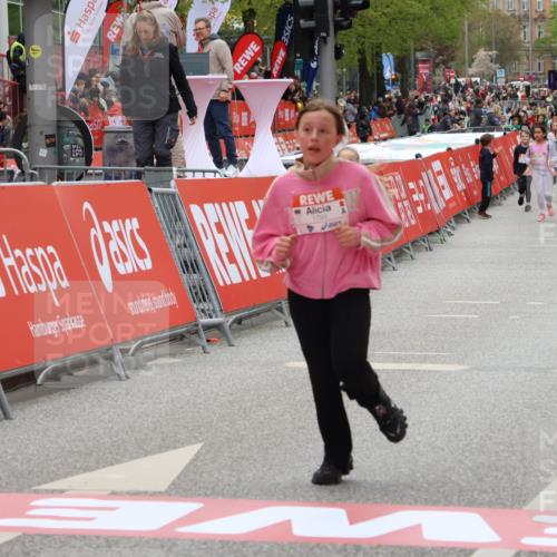 25.04.2026 - Das Zehntel Strokosch-Dieckow http://msf.ph/oto/9581857 25.04.2026 09:04:56 Ziel 1062, 1063, 1068, 1228, 1439, 1661, 2397, 2839, 3442, 3446, 3880, 1062, 1063, 1068, 1228, 1439, 1661, 2397, 2839, 3442, 3446, 3880 meine-sportfotos.de