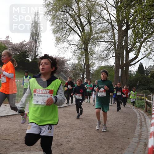 25.04.2026 - Das Zehntel Zöllner http://msf.ph/oto/9581886 25.04.2026 08:42:00 Laufen 3142 meine-sportfotos.de