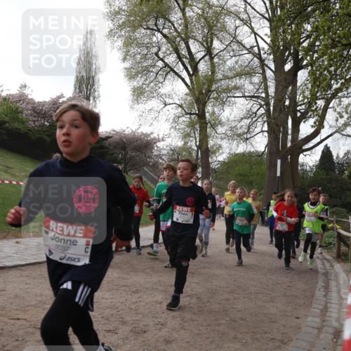 25.04.2026 - Das Zehntel Zöllner http://msf.ph/oto/9581890 25.04.2026 08:42:02 Laufen 3037 meine-sportfotos.de