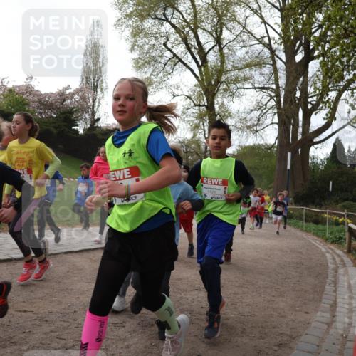 25.04.2026 - Das Zehntel Zöllner http://msf.ph/oto/9581899 25.04.2026 08:42:06 Laufen 1833, 1126 meine-sportfotos.de