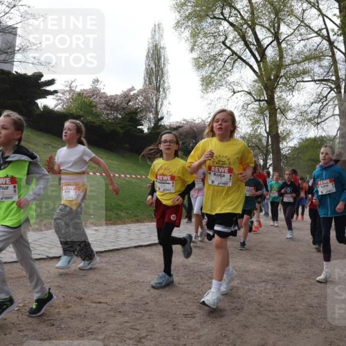 25.04.2026 - Das Zehntel Zöllner http://msf.ph/oto/9581916 25.04.2026 08:42:13 Laufen  meine-sportfotos.de