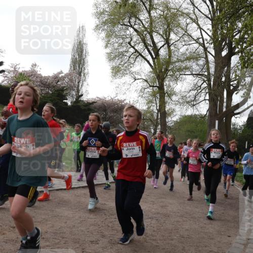 25.04.2026 - Das Zehntel Zöllner http://msf.ph/oto/9581918 25.04.2026 08:42:15 Laufen 8, 3958 meine-sportfotos.de