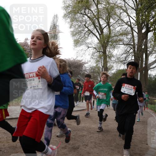25.04.2026 - Das Zehntel Zöllner http://msf.ph/oto/9581930 25.04.2026 08:42:20 Laufen 2908, 2527 meine-sportfotos.de