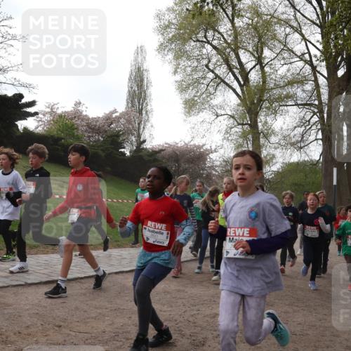 25.04.2026 - Das Zehntel Zöllner http://msf.ph/oto/9581935 25.04.2026 08:42:22 Laufen  meine-sportfotos.de