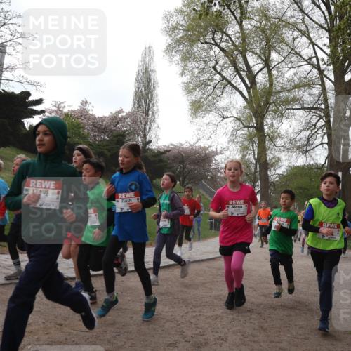 25.04.2026 - Das Zehntel Zöllner http://msf.ph/oto/9581950 25.04.2026 08:42:27 Laufen 31 meine-sportfotos.de