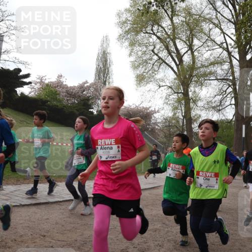 25.04.2026 - Das Zehntel Zöllner http://msf.ph/oto/9581952 25.04.2026 08:42:28 Laufen 2962, 4008, 3257 meine-sportfotos.de