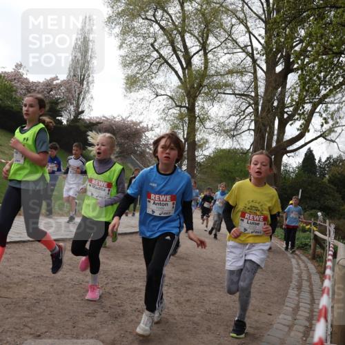 25.04.2026 - Das Zehntel Zöllner http://msf.ph/oto/9581961 25.04.2026 08:42:32 Laufen 1048, 2723 meine-sportfotos.de