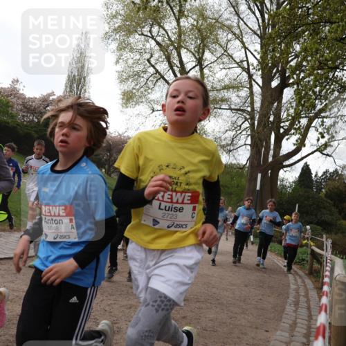 25.04.2026 - Das Zehntel Zöllner http://msf.ph/oto/9581965 25.04.2026 08:42:33 Laufen 3250, 9110, 1048, 2723 meine-sportfotos.de