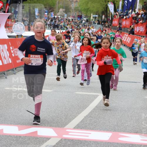 25.04.2026 - Das Zehntel Strokosch-Dieckow http://msf.ph/oto/9582011 25.04.2026 09:05:02 Ziel 1793, 1835, 1860, 2397, 2842, 2996, 3451, 3459, 3880, 1793, 1835, 1860, 2397, 2842, 2996, 3451, 3459, 3880 meine-sportfotos.de