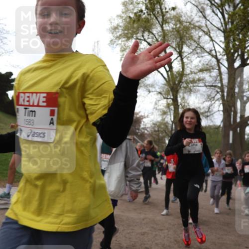 25.04.2026 - Das Zehntel Zöllner http://msf.ph/oto/9582012 25.04.2026 08:42:52 Laufen 1583 meine-sportfotos.de