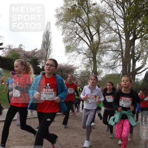 25.04.2026 - Das Zehntel Zöllner http://msf.ph/oto/9582016 25.04.2026 08:42:53 Laufen 2655, 3367 meine-sportfotos.de