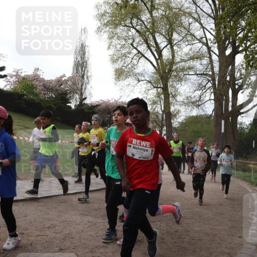 25.04.2026 - Das Zehntel Zöllner http://msf.ph/oto/9582026 25.04.2026 08:42:57 Laufen 1100 meine-sportfotos.de