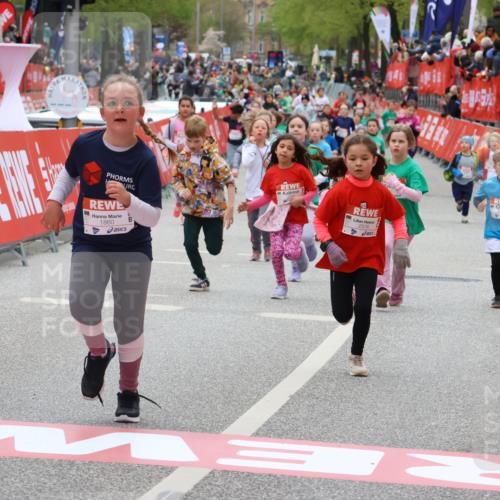 25.04.2026 - Das Zehntel Strokosch-Dieckow http://msf.ph/oto/9582033 25.04.2026 09:05:02 Ziel 1793, 1835, 1860, 2397, 2842, 2996, 3451, 3459, 3880, 1793, 1835, 1860, 2397, 2842, 2996, 3451, 3459, 3880 meine-sportfotos.de