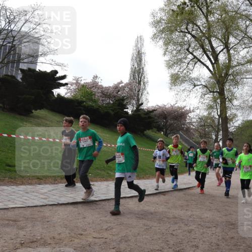 25.04.2026 - Das Zehntel Zöllner http://msf.ph/oto/9582055 25.04.2026 08:43:11 Laufen 10, 10 meine-sportfotos.de