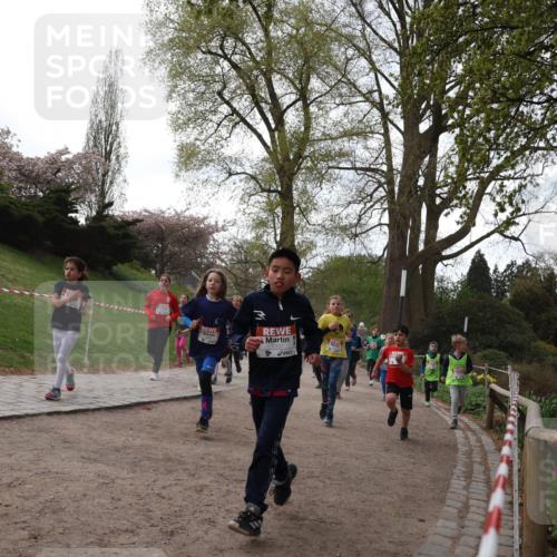 25.04.2026 - Das Zehntel Zöllner http://msf.ph/oto/9582063 25.04.2026 08:43:15 Laufen 12331 meine-sportfotos.de