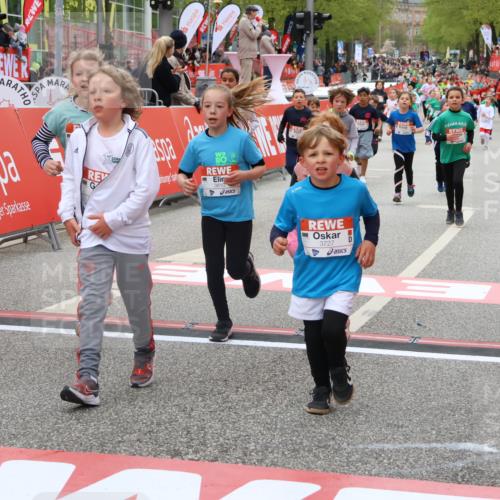 25.04.2026 - Das Zehntel Strokosch-Dieckow http://msf.ph/oto/9582065 25.04.2026 09:05:09 Ziel 1835, 1860, 2018, 2386, 2432, 2440, 2578, 2588, 2842, 3459, 3504, 3727, 3740, 3809, 3810, 1835, 1860, 2018, 2386, 2432, 2440, 2578, 2588, 2842, 3459, 3504, 3727, 3740, 3809, 3810 meine-sportfotos.de