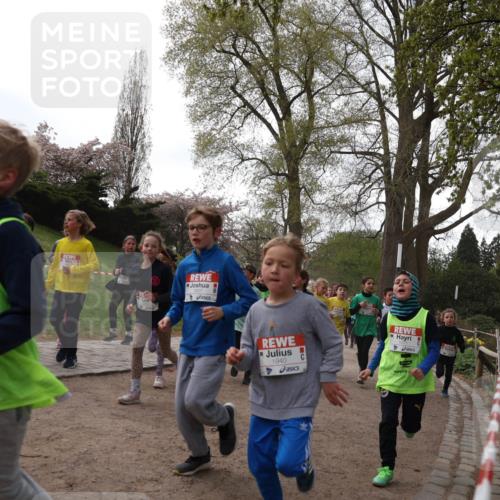 25.04.2026 - Das Zehntel Zöllner http://msf.ph/oto/9582071 25.04.2026 08:43:18 Laufen 1940 meine-sportfotos.de