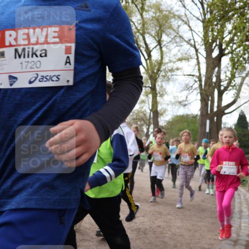 25.04.2026 - Das Zehntel Zöllner http://msf.ph/oto/9582096 25.04.2026 08:43:29 Laufen 8, 1720 meine-sportfotos.de