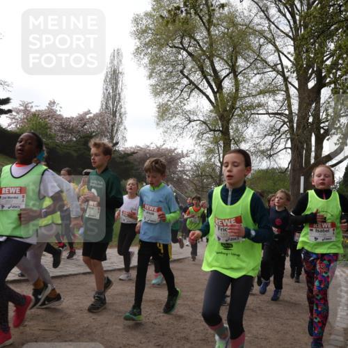 25.04.2026 - Das Zehntel Zöllner http://msf.ph/oto/9582102 25.04.2026 08:43:31 Laufen 3327, 113, 1156 meine-sportfotos.de