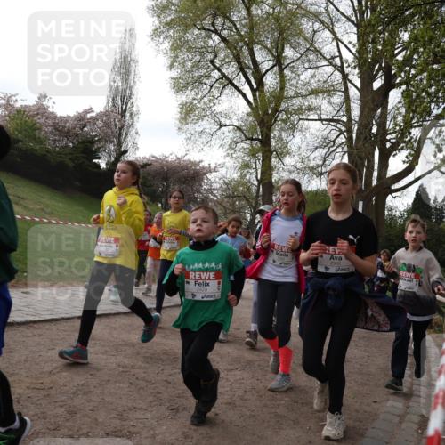25.04.2026 - Das Zehntel Zöllner http://msf.ph/oto/9582119 25.04.2026 08:43:39 Laufen 2429, 2982 meine-sportfotos.de