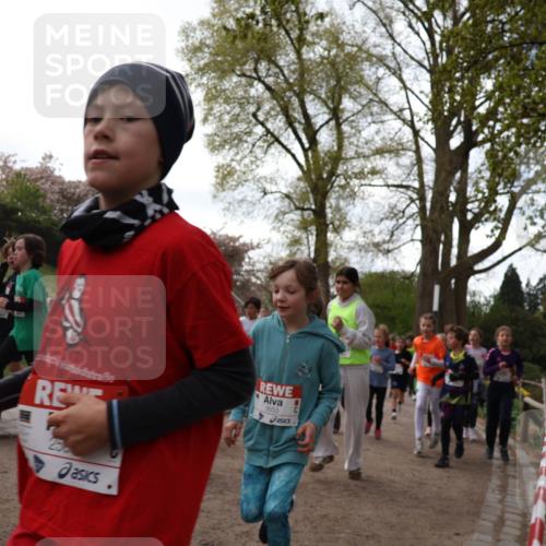 25.04.2026 - Das Zehntel Zöllner http://msf.ph/oto/9582123 25.04.2026 08:43:41 Laufen 250, 3655 meine-sportfotos.de