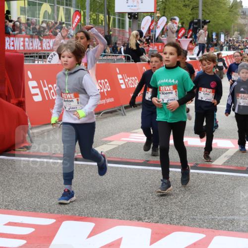 25.04.2026 - Das Zehntel Strokosch-Dieckow http://msf.ph/oto/9582139 25.04.2026 09:05:13 Ziel 2018, 2427, 2432, 2487, 2934, 2997, 3007, 3024, 3504, 3727, 3740, 3809, 3810, 3860, 3865, 3881, 3885, 2018, 2427, 2432, 2487, 2934, 2997, 3007, 3024, 3504, 3727, 3740, 3809, 3810, 3860, 3865, 3881, 3885 meine-sportfotos.de