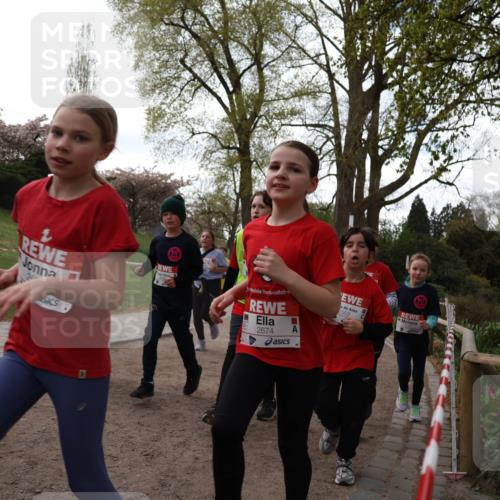 25.04.2026 - Das Zehntel Zöllner http://msf.ph/oto/9582143 25.04.2026 08:43:48 Laufen 2674, 1, 2553 meine-sportfotos.de