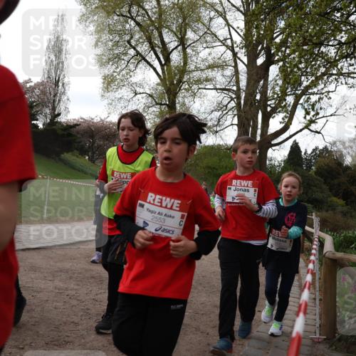 25.04.2026 - Das Zehntel Zöllner http://msf.ph/oto/9582144 25.04.2026 08:43:48 Laufen 2553 meine-sportfotos.de