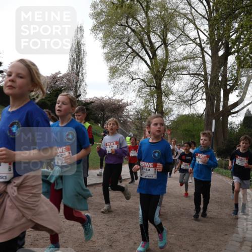 25.04.2026 - Das Zehntel Zöllner http://msf.ph/oto/9582163 25.04.2026 08:43:58 Laufen 2920, 3965, 1962 meine-sportfotos.de