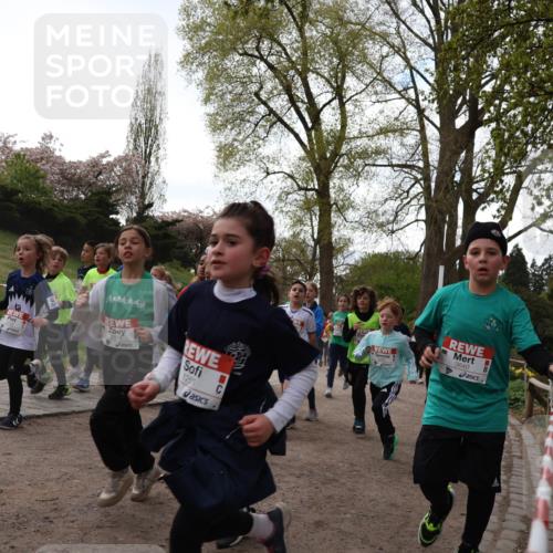 25.04.2026 - Das Zehntel Zöllner http://msf.ph/oto/9582191 25.04.2026 08:44:12 Laufen 6, 1251, 3640 meine-sportfotos.de