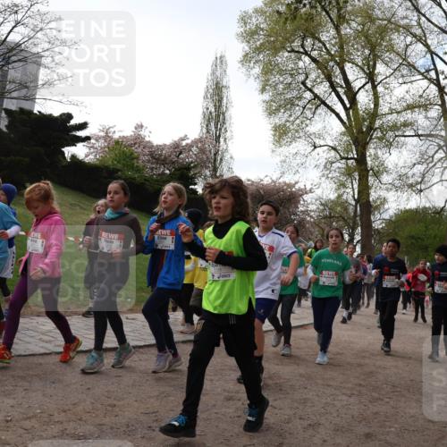 25.04.2026 - Das Zehntel Zöllner http://msf.ph/oto/9582195 25.04.2026 08:44:14 Laufen 444444 meine-sportfotos.de