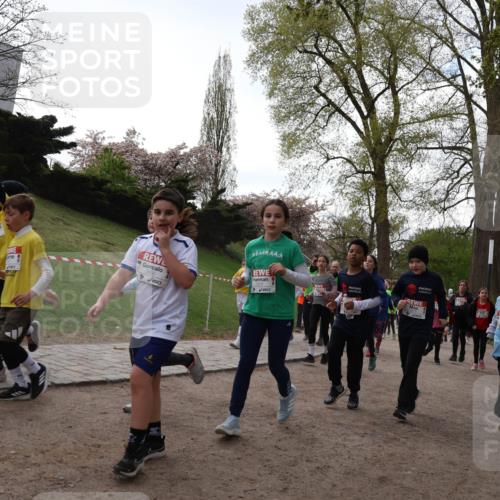 25.04.2026 - Das Zehntel Zöllner http://msf.ph/oto/9582198 25.04.2026 08:44:15 Laufen 3850, 4, 4, 44 meine-sportfotos.de