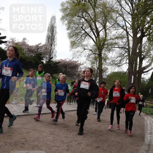 25.04.2026 - Das Zehntel Zöllner http://msf.ph/oto/9582203 25.04.2026 08:44:17 Laufen 7 meine-sportfotos.de