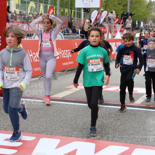 25.04.2026 - Das Zehntel Strokosch-Dieckow http://msf.ph/oto/9582207 25.04.2026 09:05:13 Ziel 2018, 2427, 2432, 2487, 2934, 2997, 3007, 3024, 3504, 3727, 3740, 3809, 3810, 3860, 3865, 3881, 3885, 2018, 2427, 2432, 2487, 2934, 2997, 3007, 3024, 3504, 3727, 3740, 3809, 3810, 3860, 3865, 3881, 3885 meine-sportfotos.de