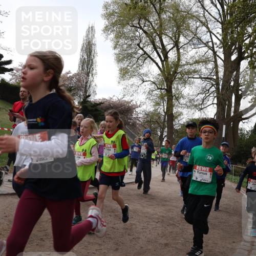 25.04.2026 - Das Zehntel Zöllner http://msf.ph/oto/9582214 25.04.2026 08:44:21 Laufen 1991 meine-sportfotos.de