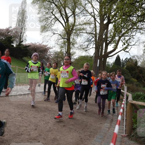 25.04.2026 - Das Zehntel Zöllner http://msf.ph/oto/9582246 25.04.2026 08:44:35 Laufen 3911 meine-sportfotos.de