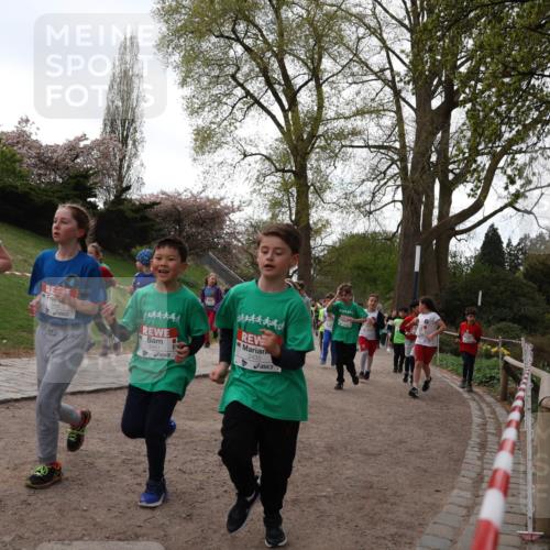 25.04.2026 - Das Zehntel Zöllner http://msf.ph/oto/9582303 25.04.2026 08:44:58 Laufen 2441, 2435 meine-sportfotos.de