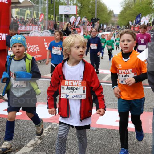 25.04.2026 - Das Zehntel Strokosch-Dieckow http://msf.ph/oto/9582346 25.04.2026 09:05:16 Ziel 1392, 2194, 2346, 2427, 2487, 2934, 2997, 3007, 3014, 3024, 3860, 3865, 3881, 3885, 1392, 2194, 2346, 2427, 2487, 2934, 2997, 3007, 3014, 3024, 3860, 3865, 3881, 3885 meine-sportfotos.de