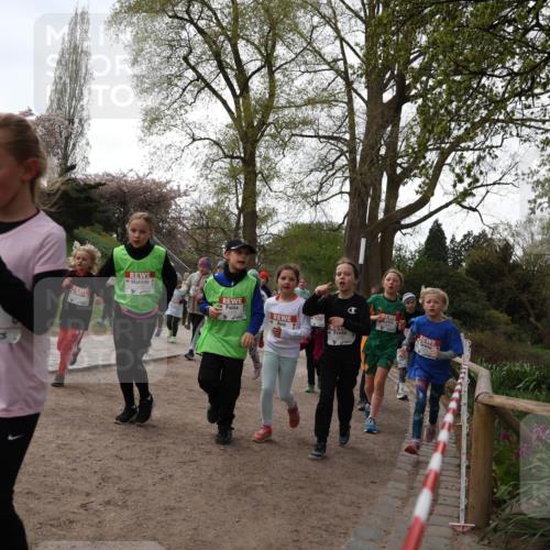 25.04.2026 - Das Zehntel Zöllner http://msf.ph/oto/9582369 25.04.2026 08:45:22 Laufen 3954 meine-sportfotos.de