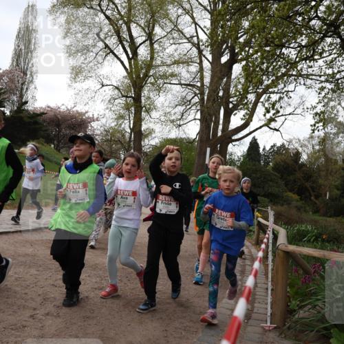 25.04.2026 - Das Zehntel Zöllner http://msf.ph/oto/9582371 25.04.2026 08:45:23 Laufen 1439 meine-sportfotos.de