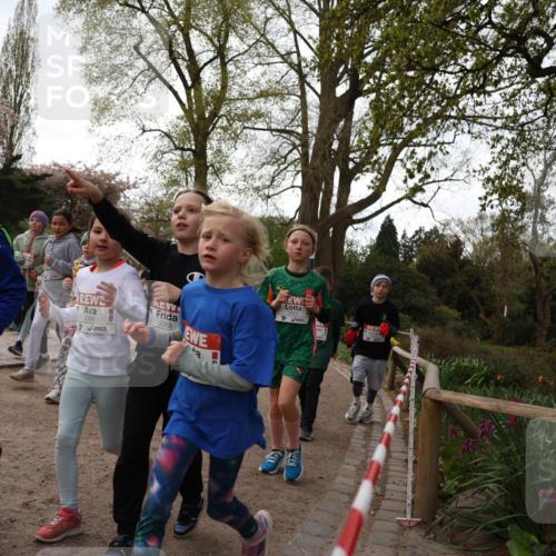 25.04.2026 - Das Zehntel Zöllner http://msf.ph/oto/9582372 25.04.2026 08:45:24 Laufen 1439, 3386, 3388 meine-sportfotos.de