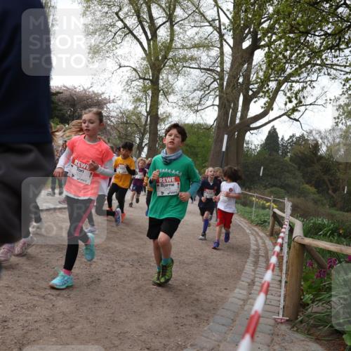 25.04.2026 - Das Zehntel Zöllner http://msf.ph/oto/9582421 25.04.2026 08:45:41 Laufen 1013 meine-sportfotos.de
