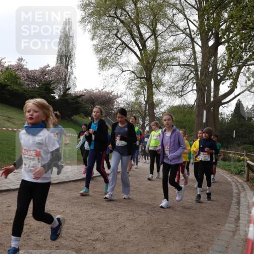 25.04.2026 - Das Zehntel Zöllner http://msf.ph/oto/9582442 25.04.2026 08:45:51 Laufen 3438 meine-sportfotos.de