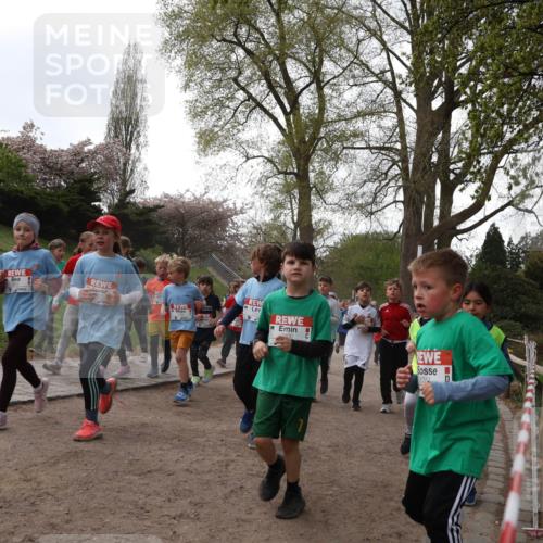 25.04.2026 - Das Zehntel Zöllner http://msf.ph/oto/9582451 25.04.2026 08:45:57 Laufen 2351 meine-sportfotos.de