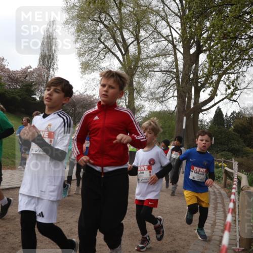 25.04.2026 - Das Zehntel Zöllner http://msf.ph/oto/9582459 25.04.2026 08:45:59 Laufen 14 meine-sportfotos.de