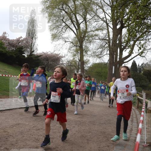 25.04.2026 - Das Zehntel Zöllner http://msf.ph/oto/9582471 25.04.2026 08:46:04 Laufen 2843 meine-sportfotos.de