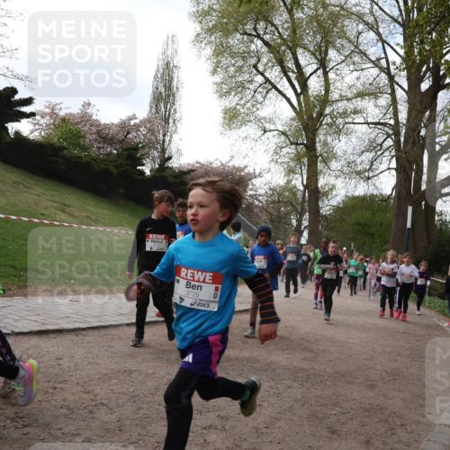 25.04.2026 - Das Zehntel Zöllner http://msf.ph/oto/9582509 25.04.2026 08:46:22 Laufen 703, 3725 meine-sportfotos.de